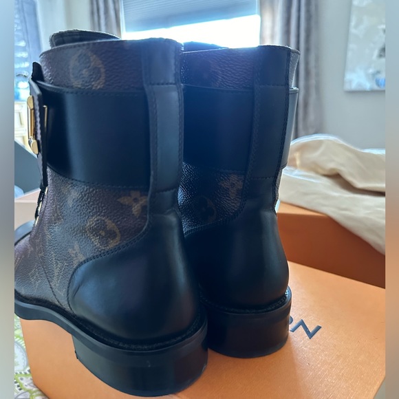 Louis Vuitton Boots size 38 - Picture 4 of 5